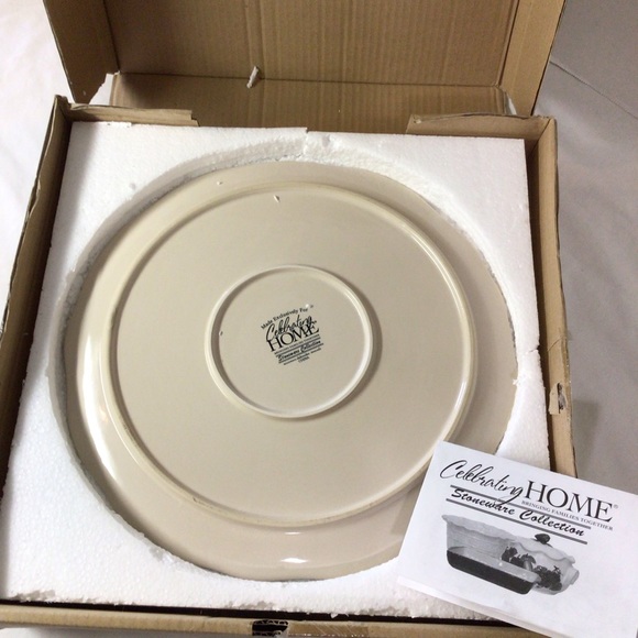 Celebrating Home Hootie and Happiness chip & dip set - Picture 10 of 12